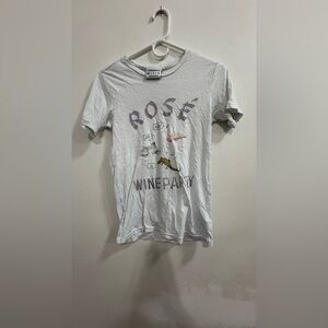 Casual Graphic Tee - Light Gray